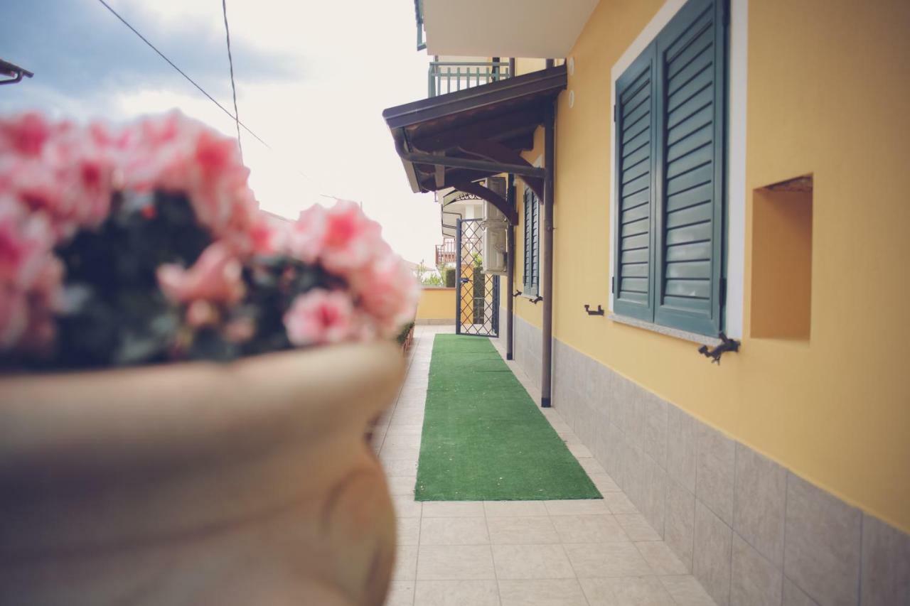 B&B Dei Segreti&Spa Rose Esterno foto