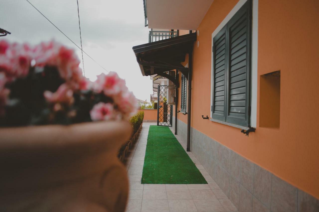 B&B Dei Segreti&Spa Rose Esterno foto